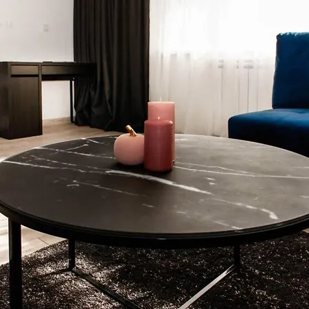 شقة Super Luxurious & Spacious Designer Apartment. ستارا زاغورا